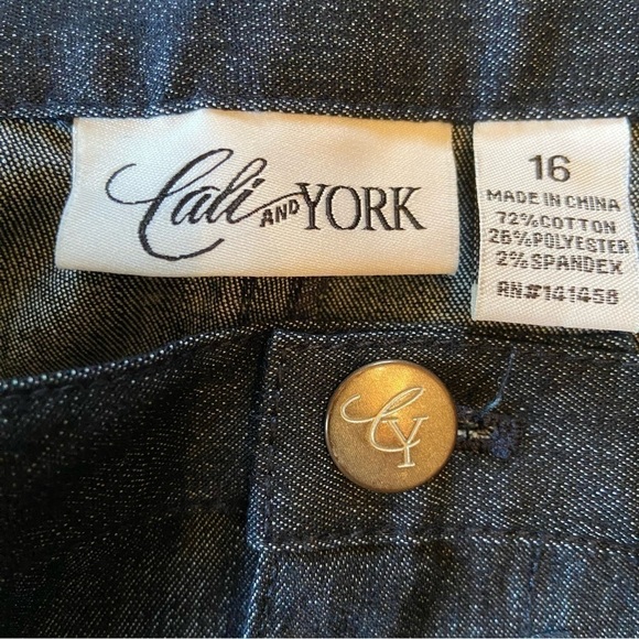 CALI and York straight leg size 16 jeans with elastic at waist band in back - Picture 1 of 7